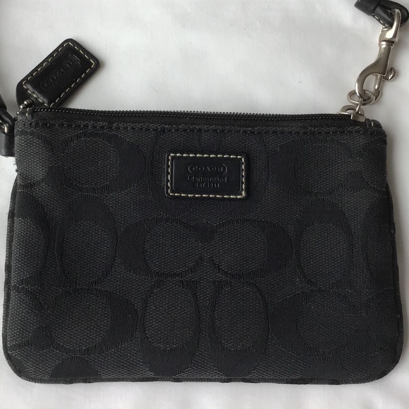 NWOT Authentic Coach Wristlet Bag - Black - Picture 2 of 6